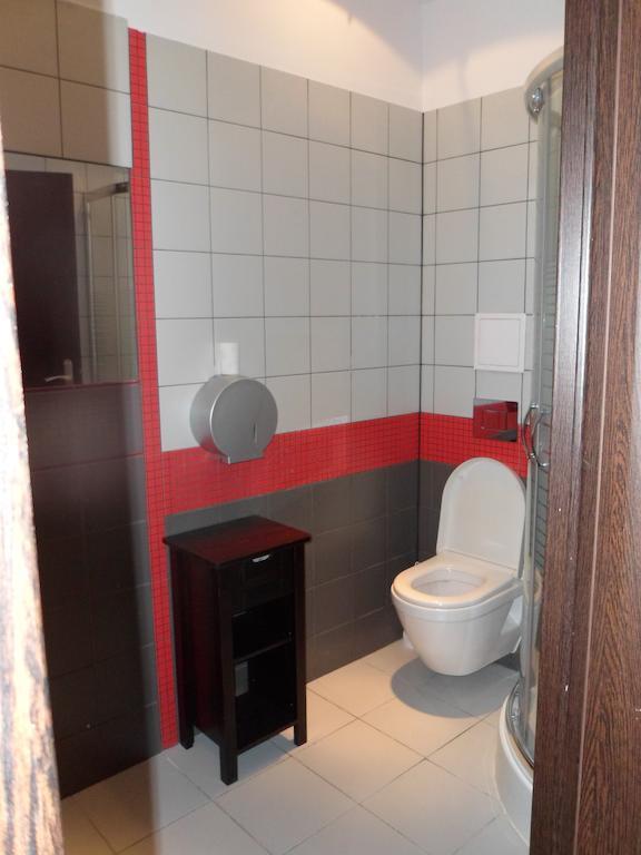 Pensjonat Kordeckiego Krasków Rum bild