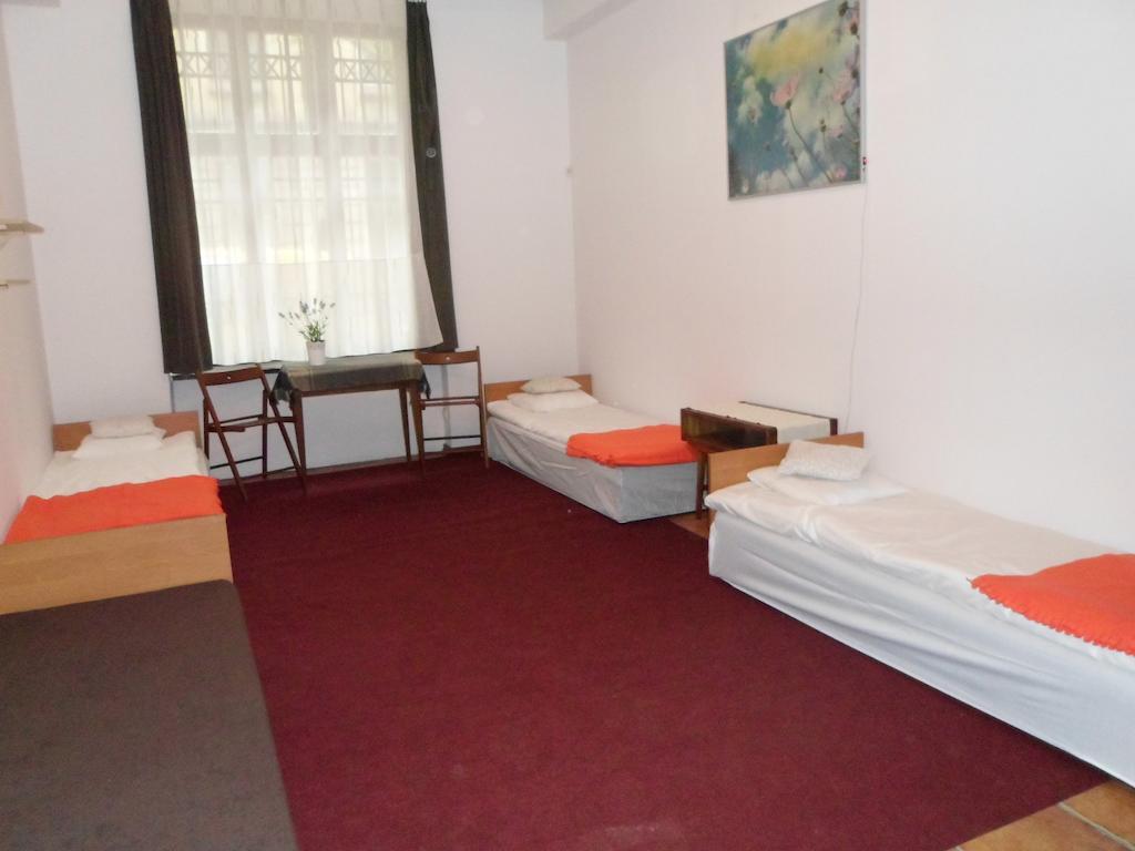 Pensjonat Kordeckiego Krasków Rum bild
