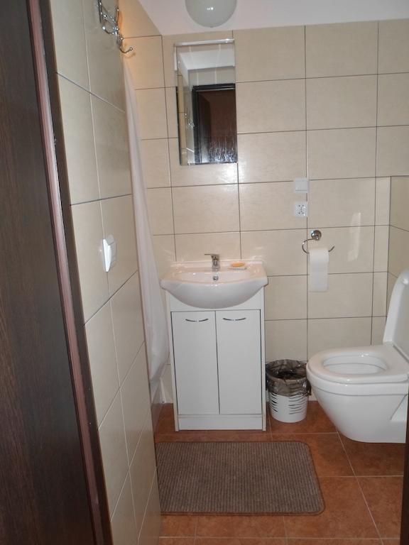 Pensjonat Kordeckiego Krasków Rum bild